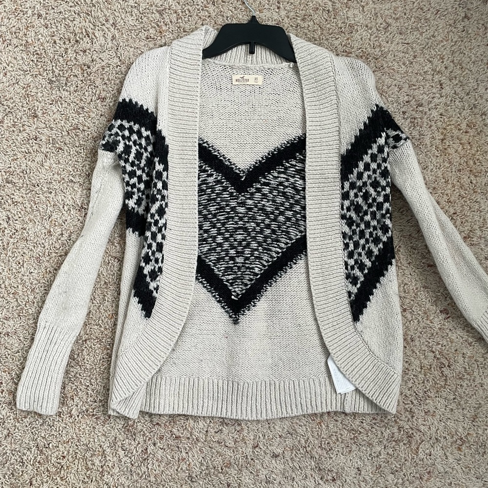 Hollister knit cardigan